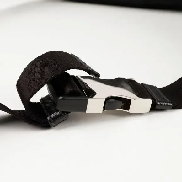 Triangle Logo Belt Bag - Picture 5 of 10